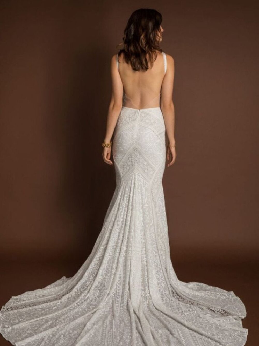Rue De Siene Tulum Wedding Gown Size 10 - Picture 12 of 13